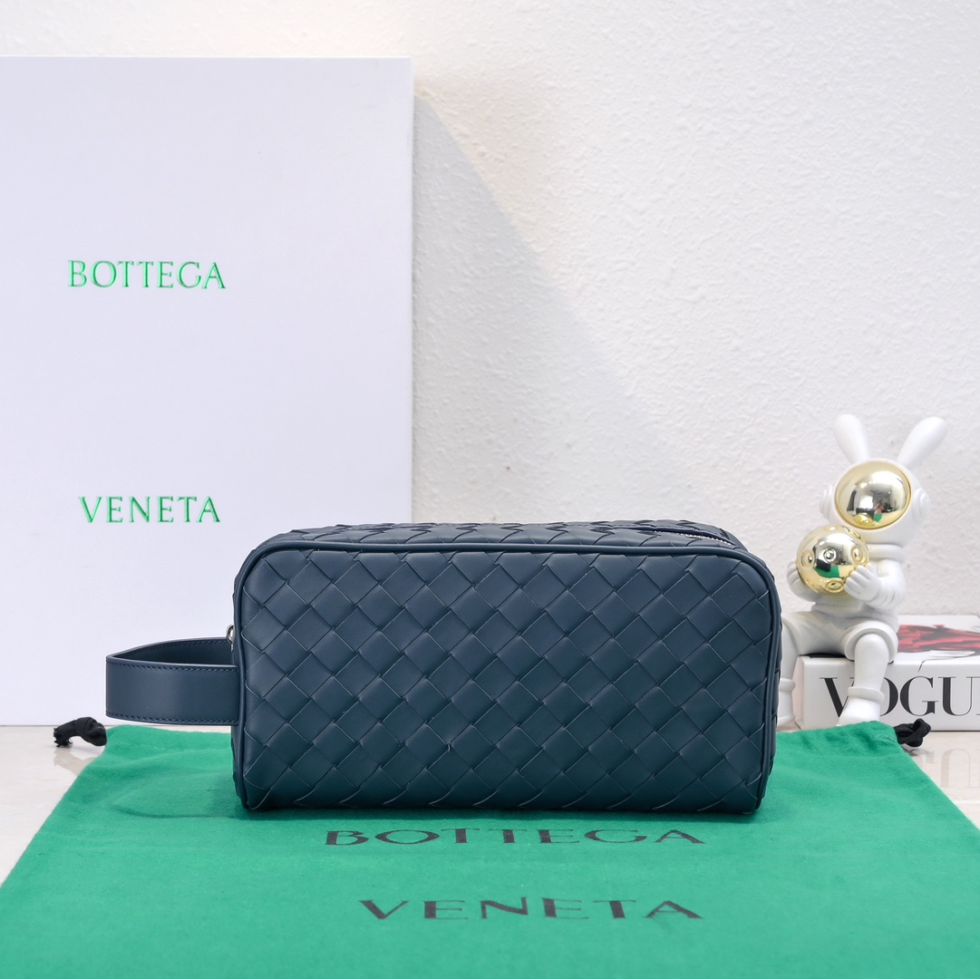 Bottega Veneta Cosmetic Bags